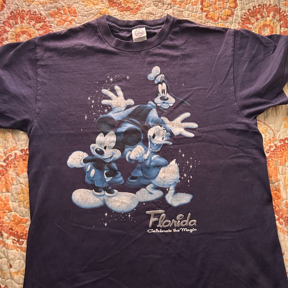 Vintage Y2K Disney Celebrate the Magic Mickey Goofy Donald Shirt